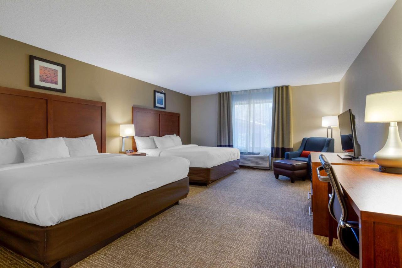 Comfort Inn&Suites Cambridge Extérieur photo