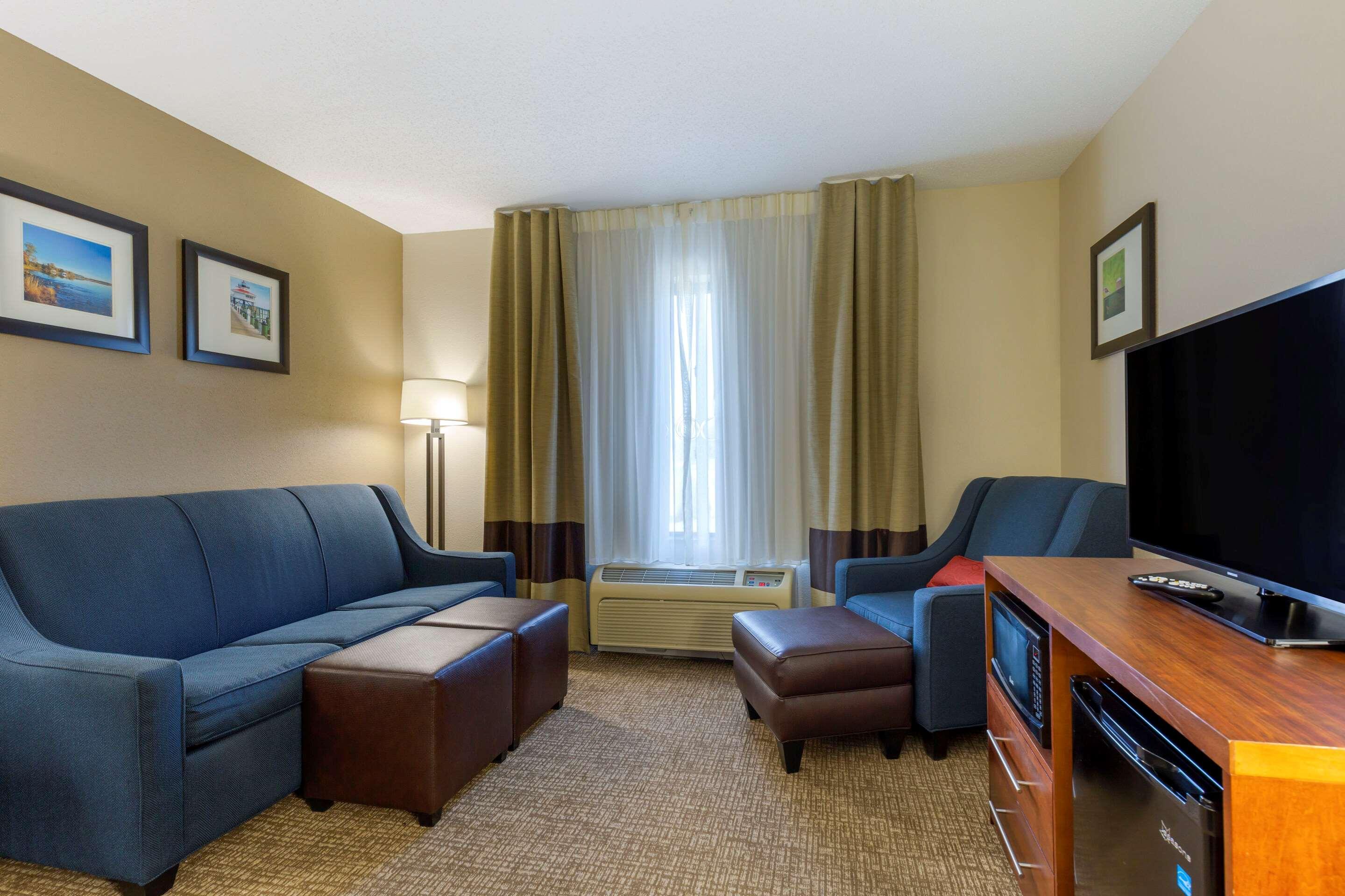 Comfort Inn&Suites Cambridge Extérieur photo