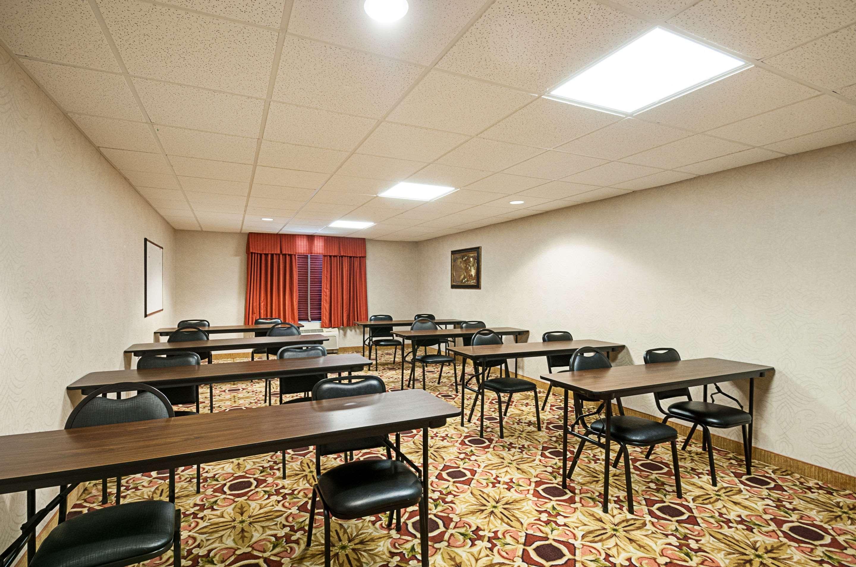 Comfort Inn&Suites Cambridge Extérieur photo